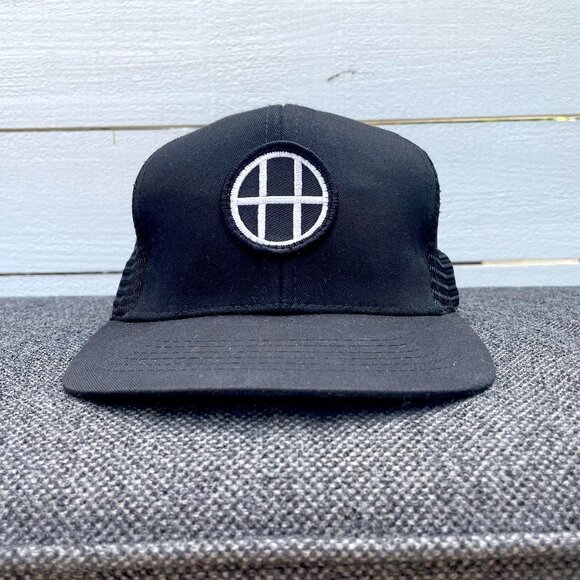 00's Huf snapback black